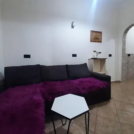 Apartmán Lovely Amd Quite Appartament 1-1 *