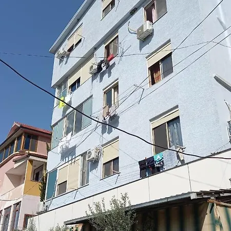 Lovely Amd Quite Appartament 1-1 Apartmán Tirana