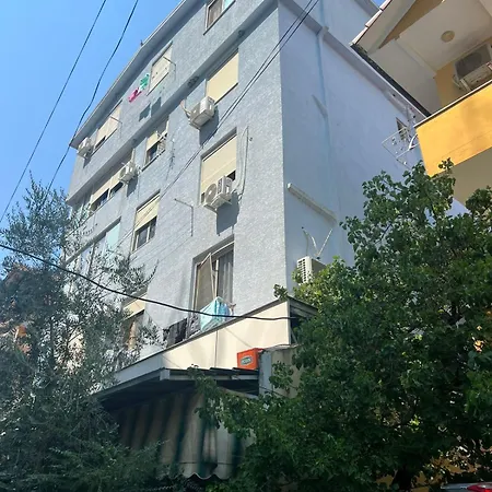 Lovely Amd Quite Appartament 1-1 Apartman *
