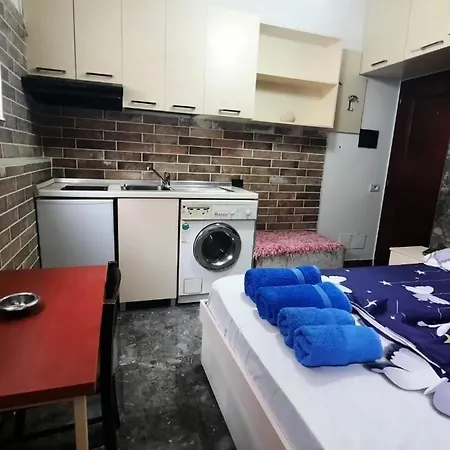 Apartman Lovely Amd Quite Appartament 1-1